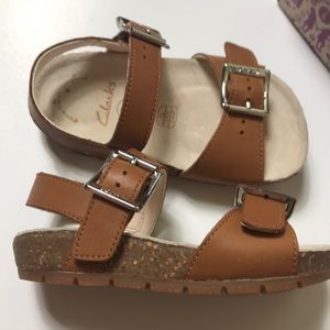 clarks childrens sandals sale